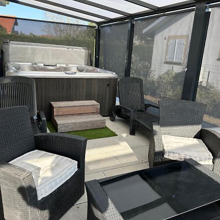 Maison MALOU 3 chambres, moins dd'un kilometre de toutes commodités, pistes cyclables devant l'entrée,a 10km de Bayonne, 6km Capbreton et 3,8km de la plage de Labenne Exterior foto
