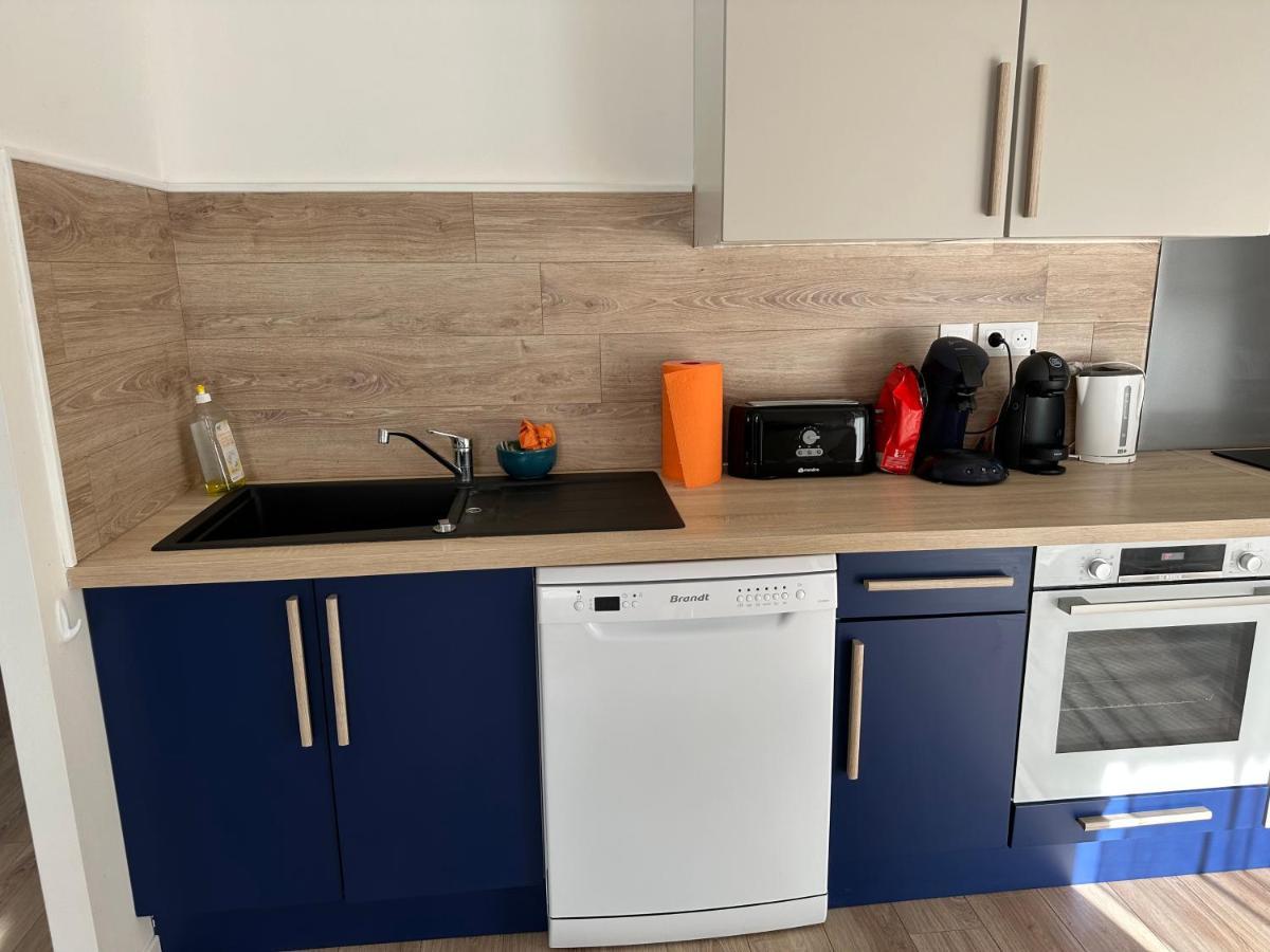 Maison MALOU 3 chambres, moins dd'un kilometre de toutes commodités, pistes cyclables devant l'entrée,a 10km de Bayonne, 6km Capbreton et 3,8km de la plage de Labenne Exterior foto