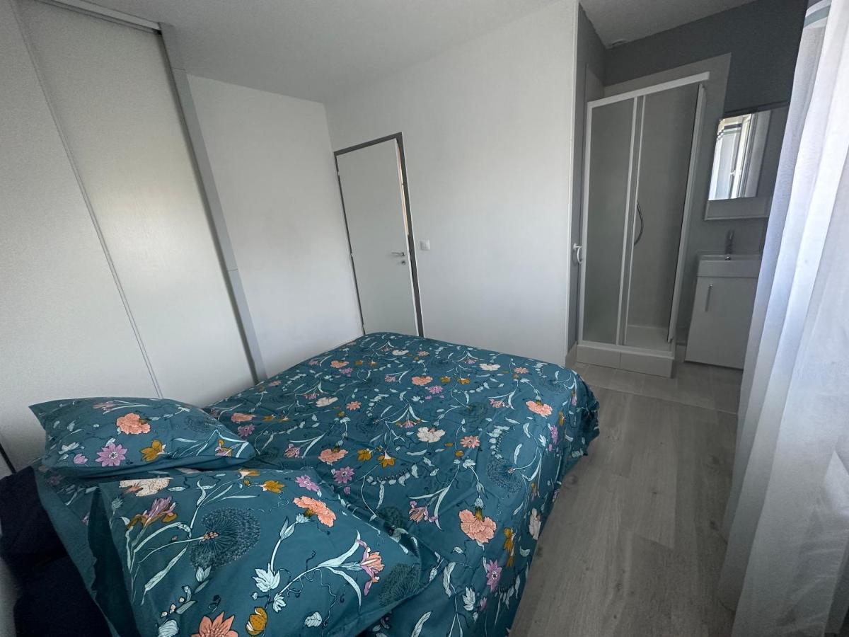 Maison MALOU 3 chambres, moins dd'un kilometre de toutes commodités, pistes cyclables devant l'entrée,a 10km de Bayonne, 6km Capbreton et 3,8km de la plage de Labenne Exterior foto